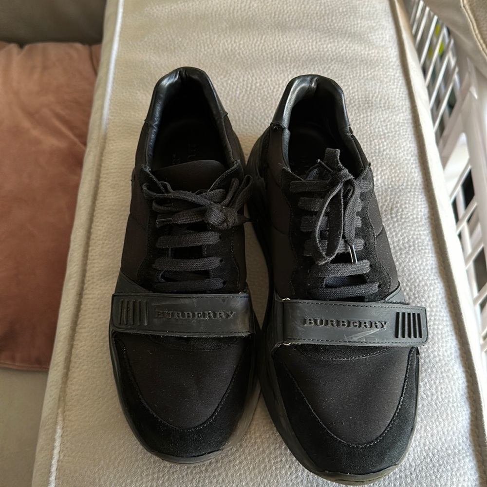 Burberry sneakers